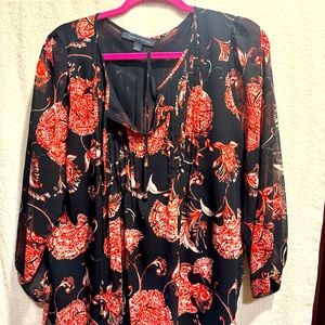 Flowy Blousy top with tied opening at neckline- red white and blue.